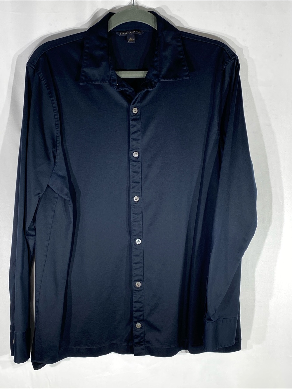 Banana Republic Men’s Long Sleeve Button-Up Shirt - Black